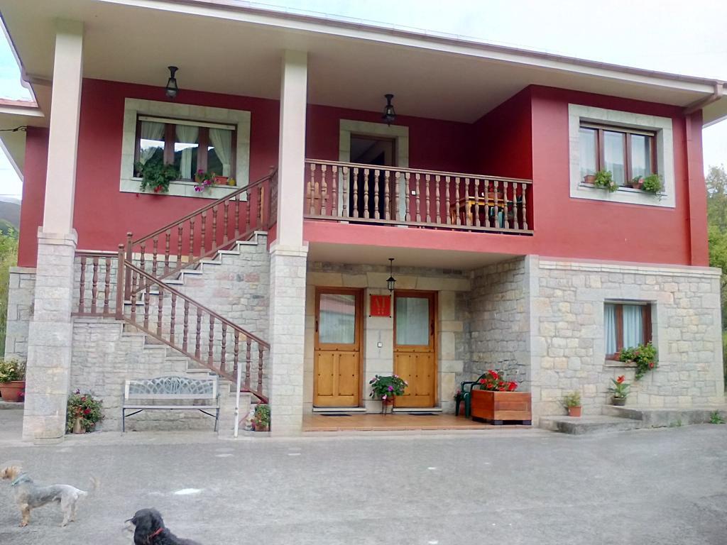 Apartments Aurora La Robellada de Onis Exterior foto